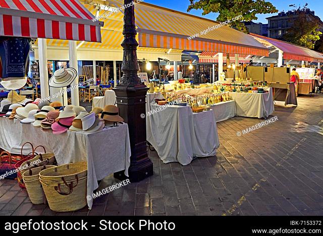 Evening hustle and bustle with restaurants and market stalls on the Cours Saleya, city centre, Nice, Département Alpes-Maritimes