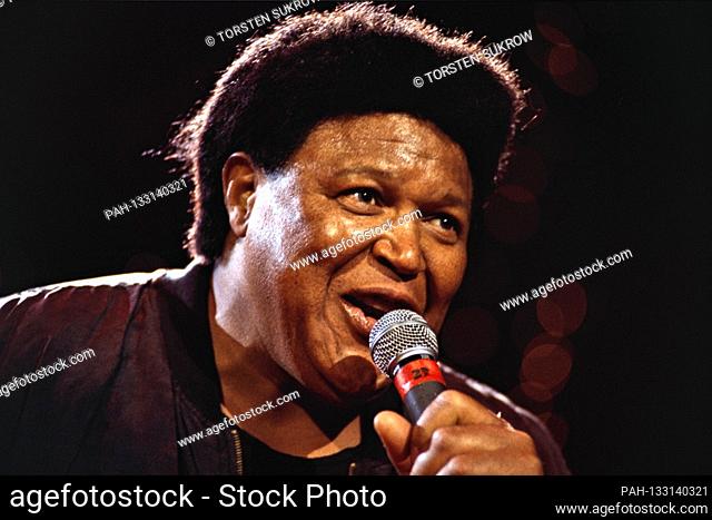 21.05.1994, Bad Segeberg, the American rock and roll singer Chubby Checker (bourgeois Ernest Evans) live at the R.SH Oldie aftert on Kalkberg in Bad Segeberg