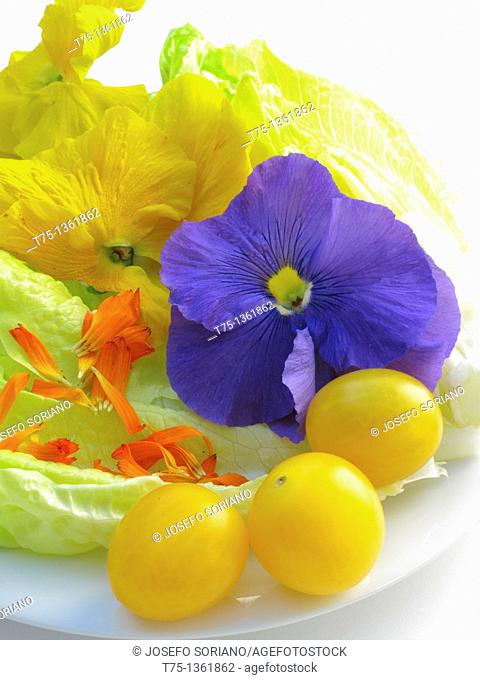 Flowers and tomato salad