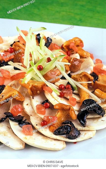 Carpaccio of mushrooms with wallnuts - Dietetic menu