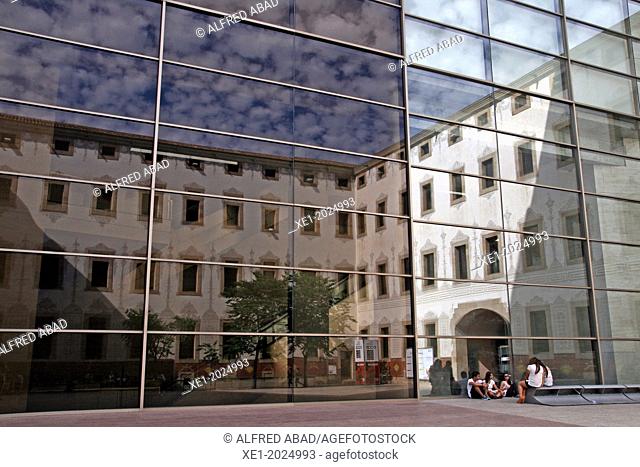 glazed, reflections, Contemporary Culture Centre, CCCB, antique Casa de la Caritat, Barcelona, Catalonia, Spain
