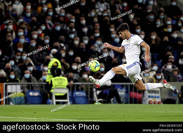 Madrid, Spain; 06.11.2021.- Real Madrid vs Rayo Vallecano Football Soccer to La Liga Spain match 13 2021-2022 held at Santiago Bernabeu, Madrid