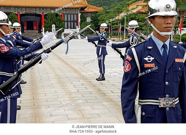 Honor guard at Martyrs' Shrine, Taipei, Taiwan, Republic of China, Asia
