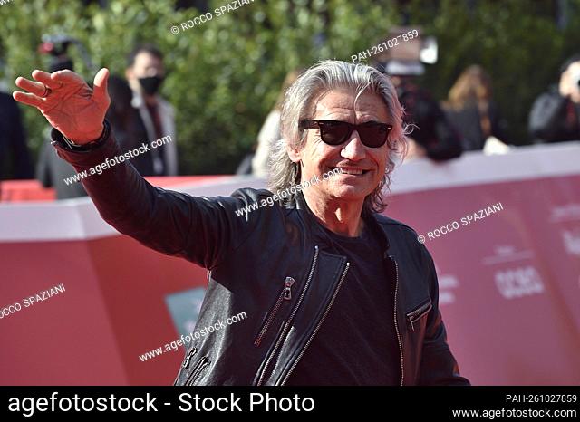 ROME, ITALY - OCTOBER 16: Luciano Ligabue attends the red carpet of the ""Luciano Ligabue And Fabrizio Moro"" close encounter during the 16th Rome Film Fest...