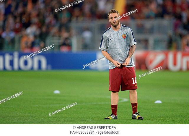 Rome's Daniele de Rossi during warm-up prior to the UEFA Champions League Group E soccer match between AS Rome and FC Bayern Munich at Olympic Stadium in Rome