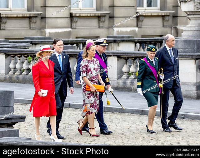 Princess Delphine of Saksen-Coburg en dhr. James O’Hare Prince Laurent and Princess Claire of Belgium Princess Astrid and Prince Lorenz of Belgium at the...