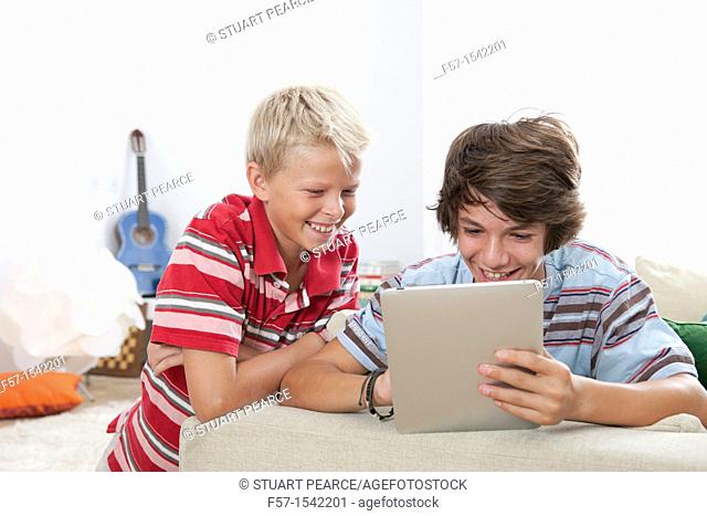 Teenage boys with Tablet