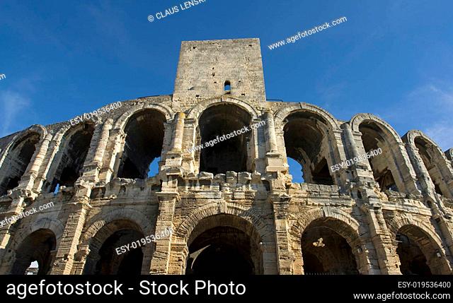 Antikes Amphitheater in Arles