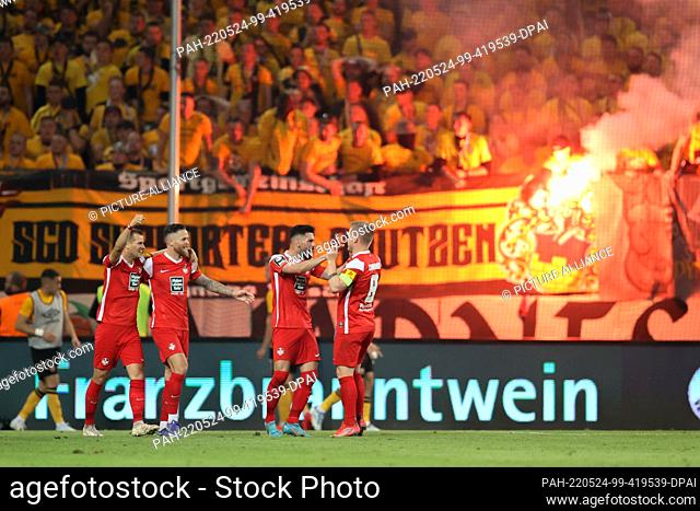 24 May 2022, Saxony, Dresden: Soccer: 2. Bundesliga - Relegation, Dynamo Dresden - 1. FC Kaiserslautern, Relegation, second leg, Rudolf-Harbig-Stadion