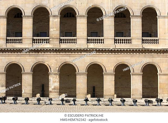 France, Paris, the Cour d'Honneur of the Invalides, facade and guns