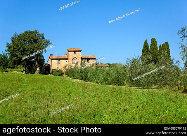 Schönes Toskana-Panorama mit Gutshof, im Chianti-Gebiet, Italien