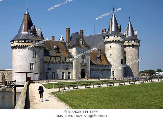 France, Loiret, Loire Valley listed as World Heritage by UNESCO, Sully sur Loire Castle from 14th/17th century, must be marked Castles Sully sur Loire