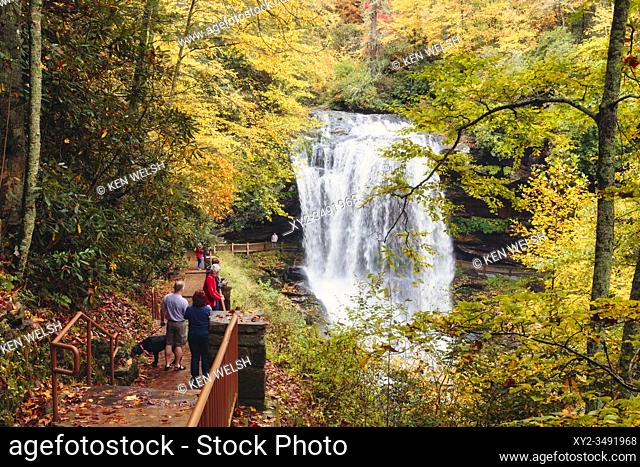 Dry Falls, also known as Upper Cullasaja Falls, Nantahala National Forest, Macon County, in the Blue Ridge Mountains, North Carolina, United States of America