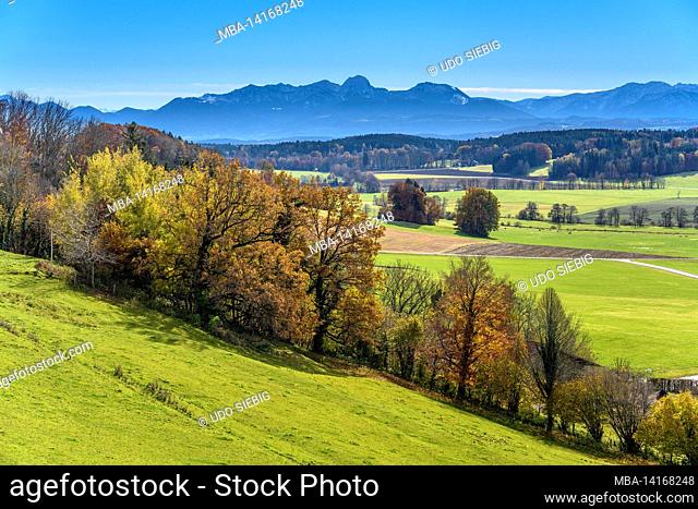 germany, bavaria, upper bavaria, district ebersberg, baiern, district jakobsbaiern, view from jakobskirche over the glonn valley towards wendelstein massif