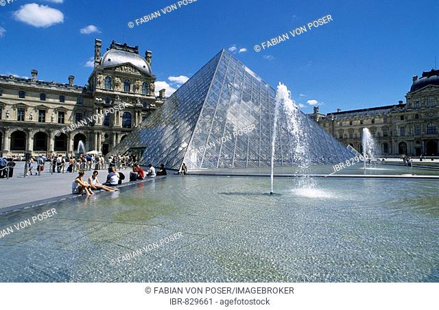 22 meter high glass pyramid at the main entrance of the Louvre, Paris, France, Europe