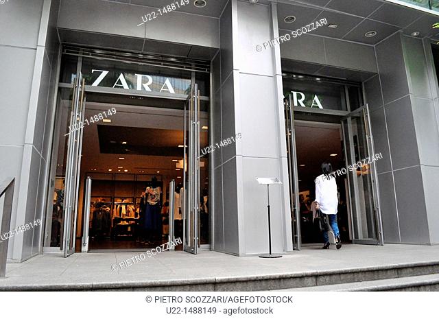 Seoul (South Korea): Zara shop in the Myeong-dong shopping district