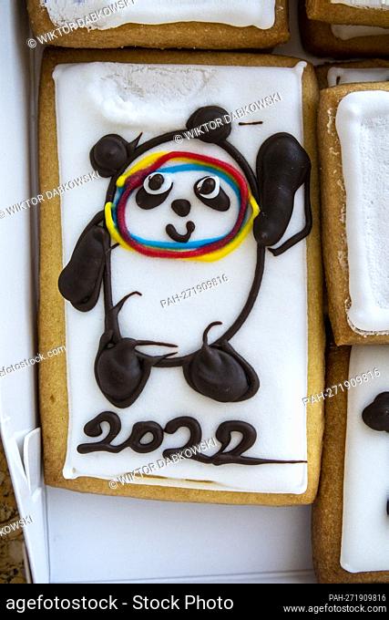 Cake with Bing Dwen Dwen, Winter Olympics mascot pictured in Beijing, China on 25/01/2022 Confectioners in the Chinese capital have launched cakes with Olympic...