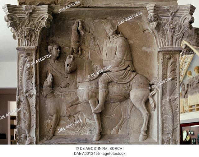 Hunting scene, sandstone relief, ca 220 AD, detail of a patrician burial monument (Elternpaarpfeiler) from Noviomagus Treverorum (Neumagen)