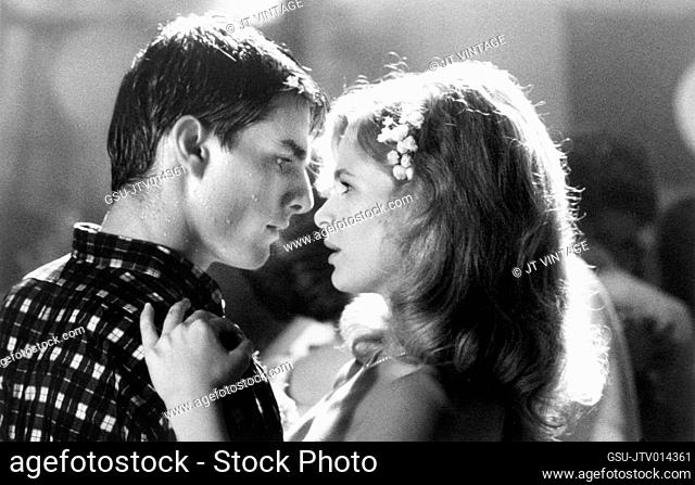 Tom Cruise, Kyra Sedgwick, on-set of the Film, Born on the Fourth of July, Universal Pictures, 1989