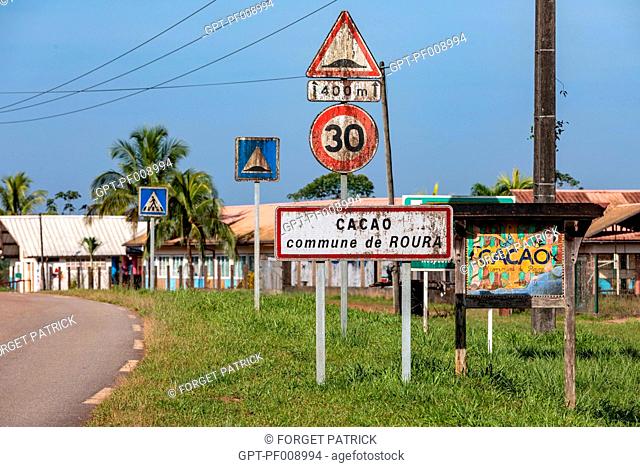 HMONG VILLAGE OF CACAO, FRENCH GUIANA, OVERSEAS DEPARTMENT, SOUTH AMERICA, FRANCE