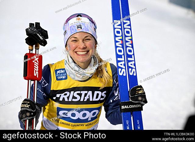 Jessie Diggins (USA) in first place in the women's 10 km freestyle at the World Cup in cross-country skiing at Östersund's ski stadium in Ostersund