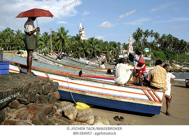 IND, India, Kerala, Trivandrum : Fishing village Vizhnijam, south of Trivandrum. Base for many fishermen and their boats. Fish market. |