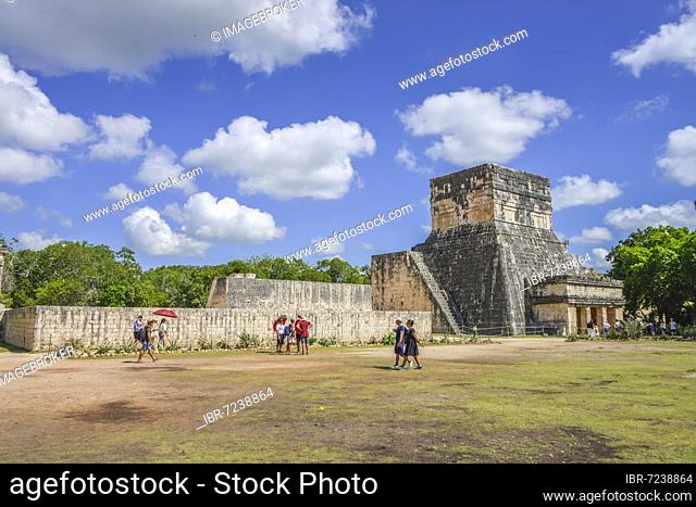 Jaguar Temple, El Templo del Jaguar, Chichen Itza, Yucatan, Mexico, Central America