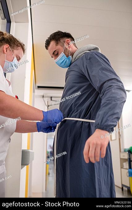 Westerlo's Tuur Dierckx pictured during a visit of Westerlo-player Dierckx to the Ziekenhuis Geel hospital and the COVID-ward of the hospital, in Geel
