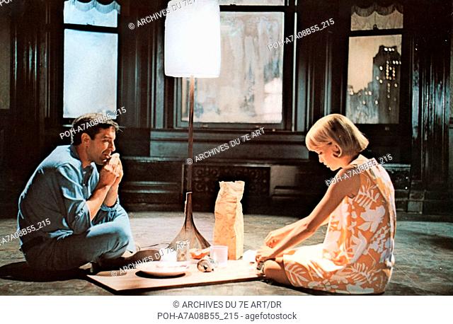 Rosemary's Baby  Year: 1968 USA Mia Farrow, John Cassavetes Director: Roman Polanski. WARNING: It is forbidden to reproduce the photograph out of context of the...