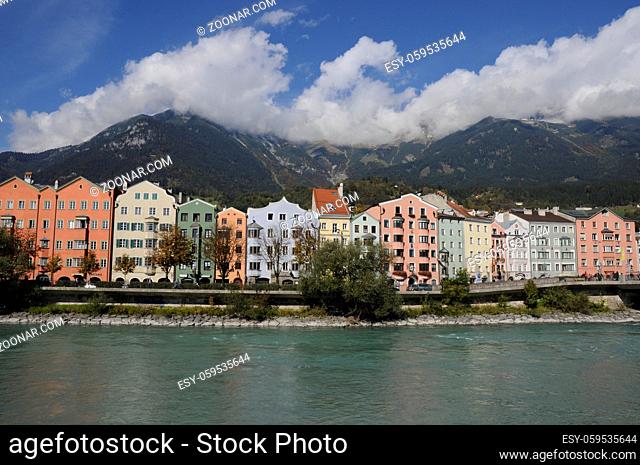 Innsbruck, Innsbruck, tirol, österreich, haus, häuser, häuserfront, stadt, architektur, , berge, gebirge, alpen, karwendel, nordkette