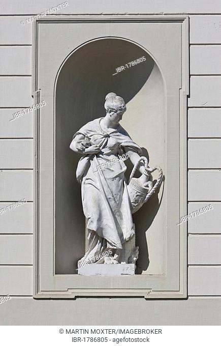 Statue at the Neues Schloss Schleissheim castle, Oberschleissheim near Munich, Upper Bavaria, Bavaria, Germany, Europe