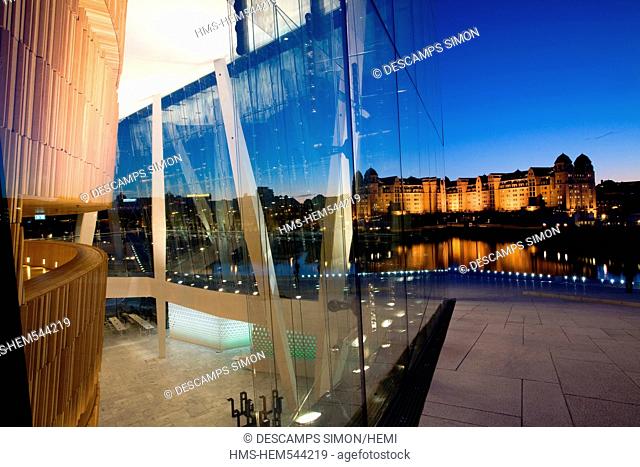 Norway, Oslo, the new Opera house by Snohetta architects in Bjorvika district