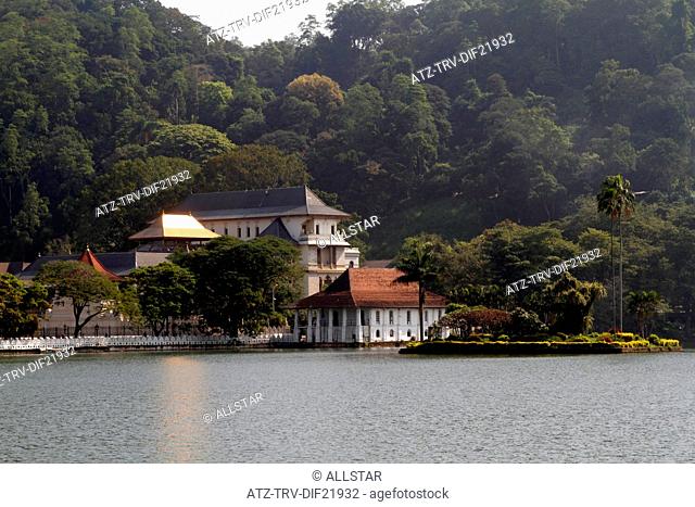 TEMPLE OF THE TOOTH RELIC; KANDY, SRI LANKA; 12/03/2013