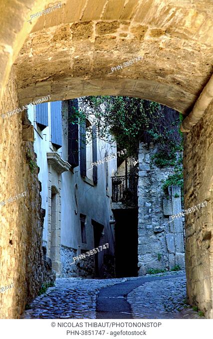 France, Provence Alpes Cote D'azur, Vaucluse (84), Vaison La Romaine, medieval city
