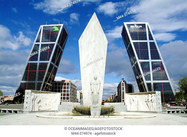 Monument to Calvo Sotelo and KIO Towers on Paseo de la Castellana. Madrid. Spain
