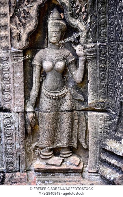 Female devata wall carving, Banteay Kdei temple in the Angkor area near Siem Reap, Cambodia, Indochina, Southeast Asia, Asia