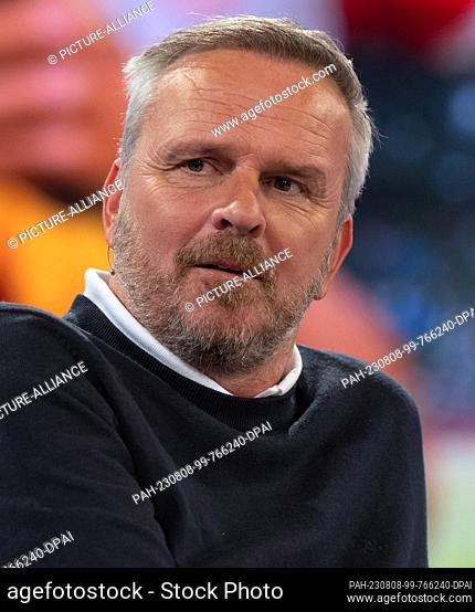 08 August 2023, Bavaria, Unterföhring: Didi Hamann, Sky expert, attends a press event in a TV studio for the opening of the 2023/24 Bundesliga season