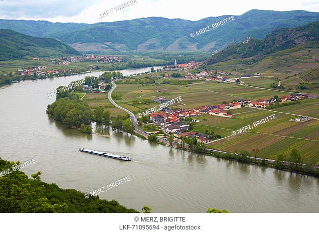 View from the Ferdinandswarte at D³rnstein and Unterloiben , Wachau , River Danube , Nieder÷sterreich , Lower Austria , Austria , Europe