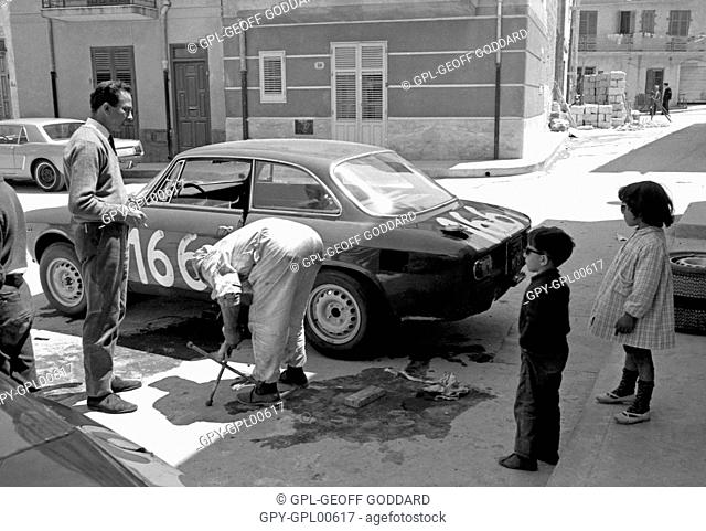 Alessandro Federico-Mario Cabral's Alfa Romeo GTA, Autodelta-prepared works team cars in the Targa Florio, Sicily 20 Sept 1965