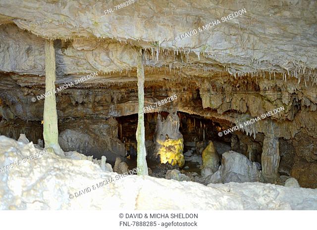 Headline: Stalactite cave in Velburg, Bavaria, Germany