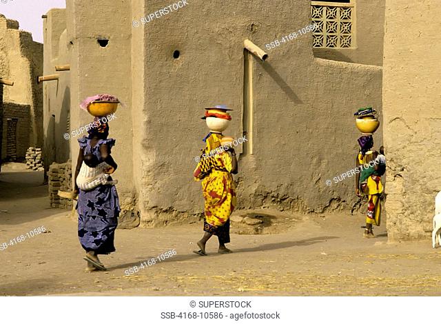 Mali, Djenne, Street Scene With Local Women