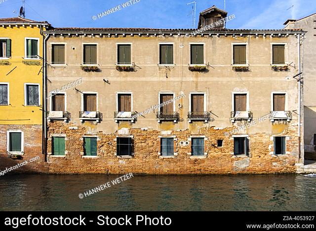 Houses at a waterway in Venice, Italy, Europe