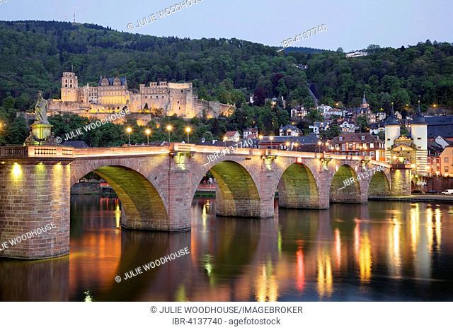 Alte Brücke bridge, Heidelberg Castle and River Neckar, Heidelberg, Baden-Württemberg, Germany