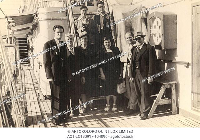Digital Image - Giuseppe Minniti with Butler, Gagliardi & Muratore Families, on the 'Sebastiano Caboto', Victoria Dock, Melbourne, 28 Apr 1950