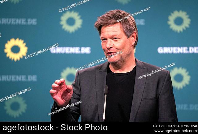 03 May 2021, Berlin: Robert Habeck, federal chairman of Bündnis 90/Die Grünen, speaks to media representatives at the digital press conference after his party's...