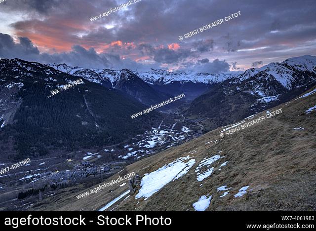 Views from the Guardader de Beret viewpoint, in a winter sunset (Aran Valley, Catalonia, Spain, Pyrenees)