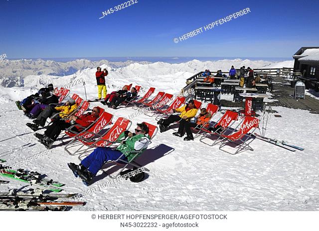 Sun Lounger at Mountain Retaurant, Cime de Caron 3195m, Val Thorens, Haute Savoie, Trois Vallees, Three Valleys, Ski Resort, France, Europe