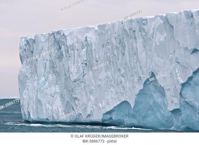 Bråsvellbreen, longest glacier front of the northern hemisphere, Austfonna, Nordaustlandet, Svalbard Archipelago, Svalbard and Jan Mayen, Norway