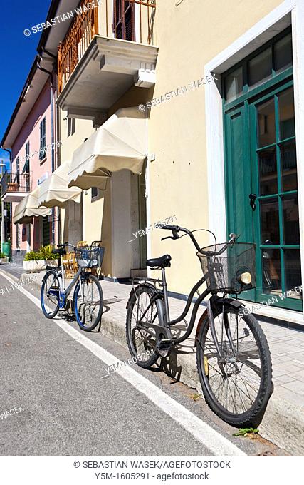 Street in Bocca Di Magra, province of La Spezia, Liguria, Italy, Europe