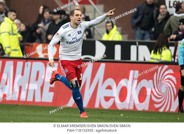 goalkeeper Pierre-Michel LASOGGA (HH) jiggles over his goal to make it 1-0 for HSV Hamburg Hamburg Hamburg, jubilation, cheering, cheering, joy, cheers